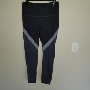 Old Navy Active Go Dry Colorblock Leggings L